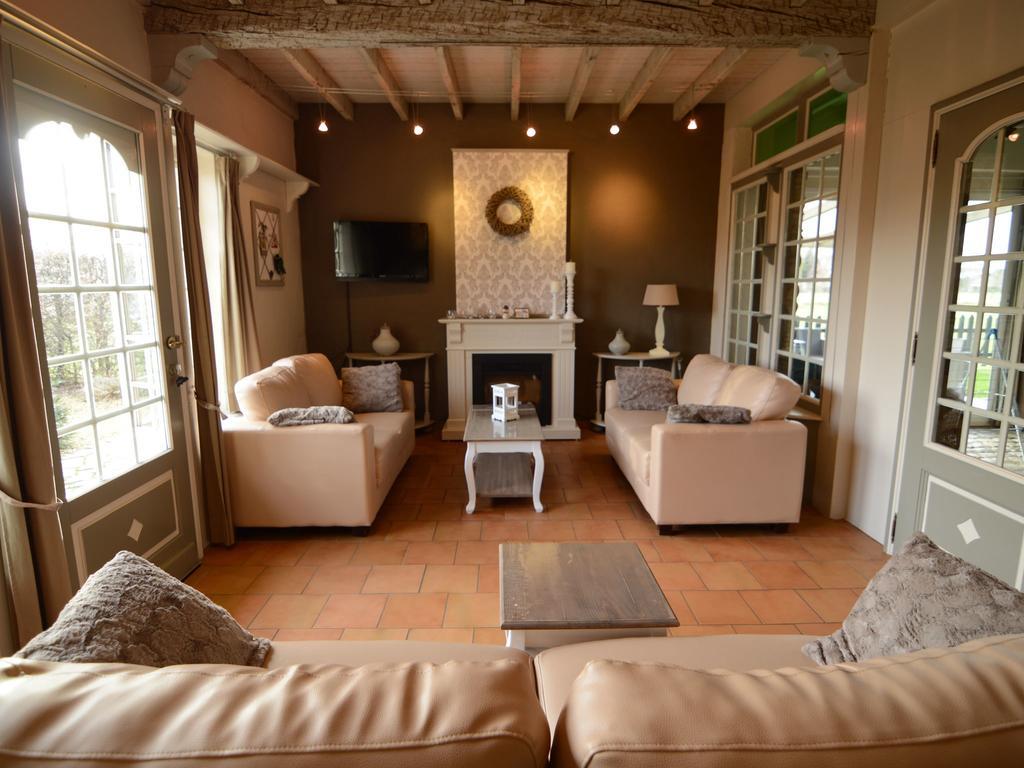 Charming Holiday Home In Zele Near The Forest מראה חיצוני תמונה